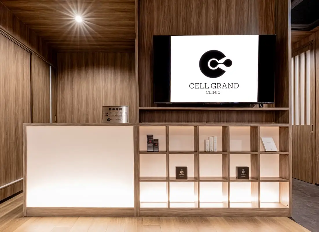 Chronic pain in Osaka, Japan by Cell Grand Clinic