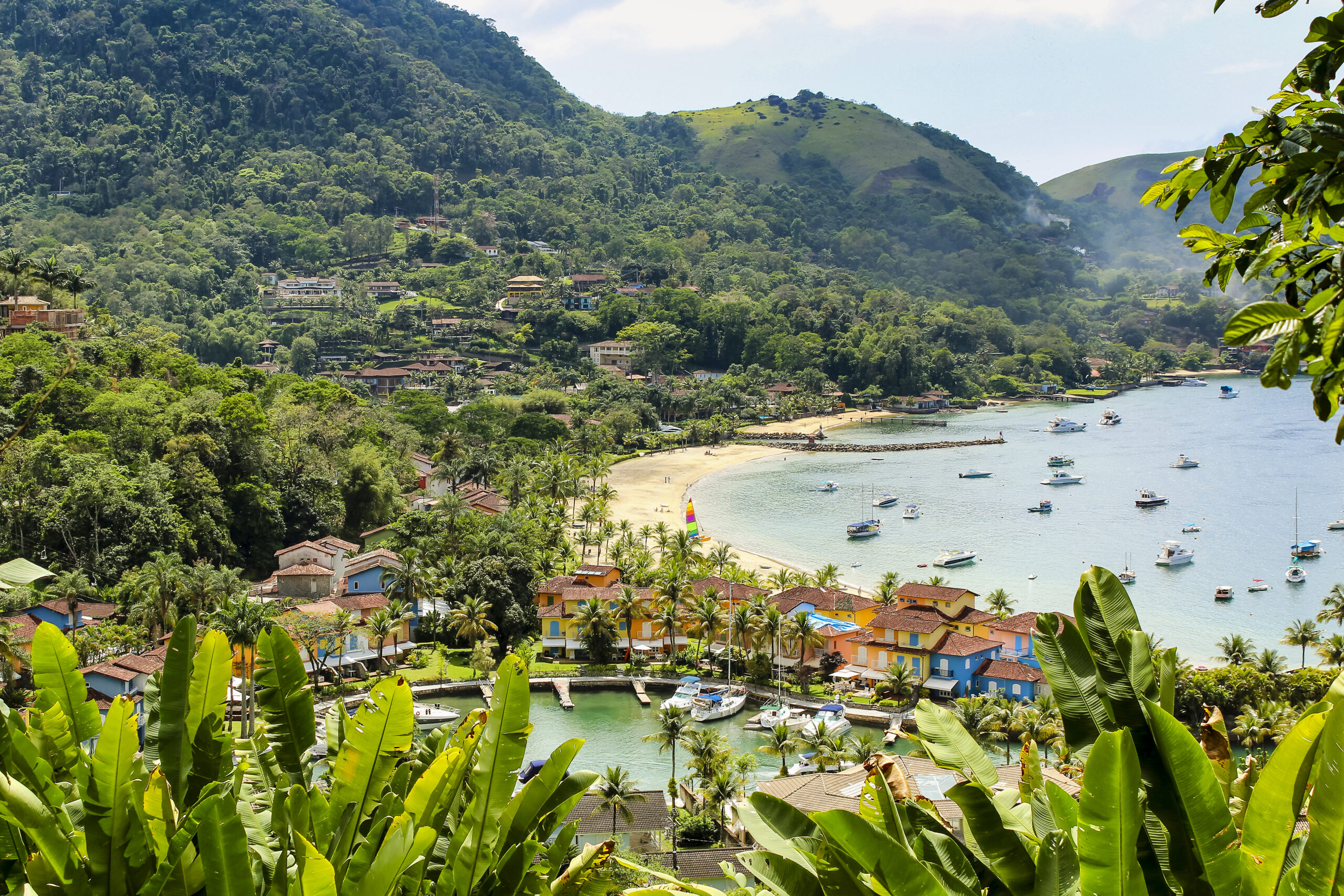 Brazil: Rio de Janeiro: Angra dos Reis Boat Tour with Lunch — Medical Tourism Package in Brazil