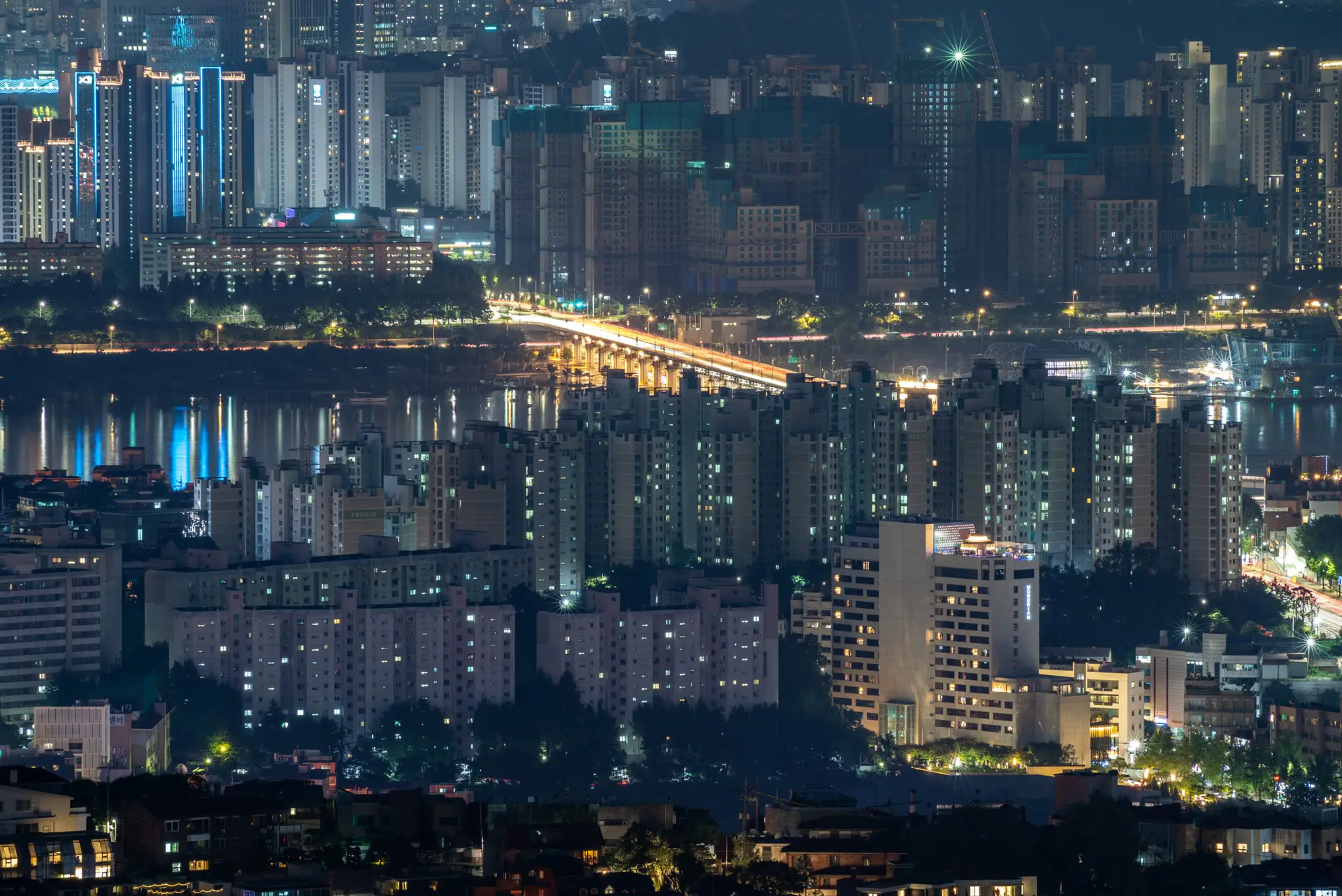 Eyelid Surgery (Blepharoplasty) in Incheon, South Korea by Elite Plastic Surgery