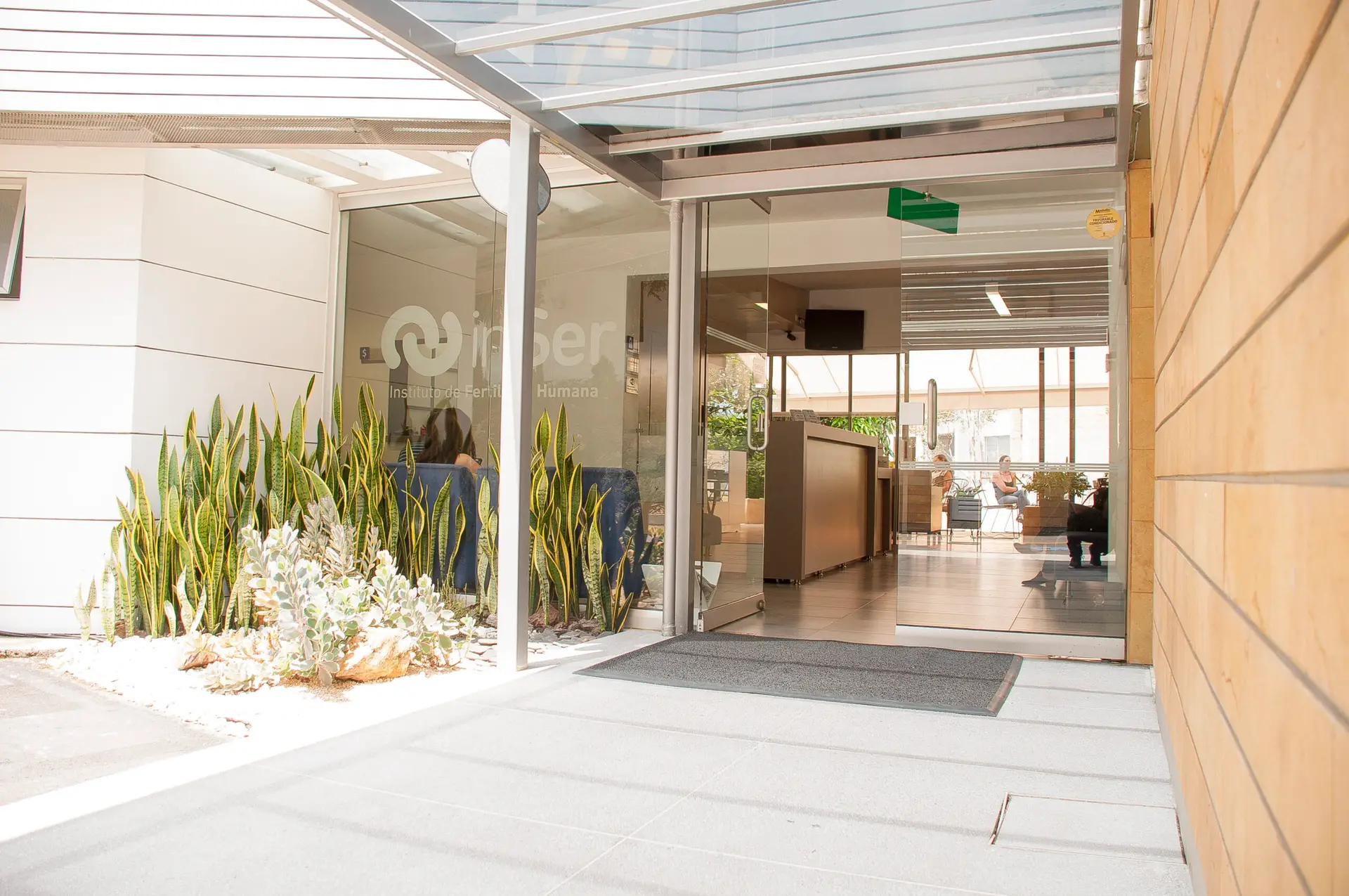 In Vitro Fertilization (IVF) in Colombia by Inser Fertility Center