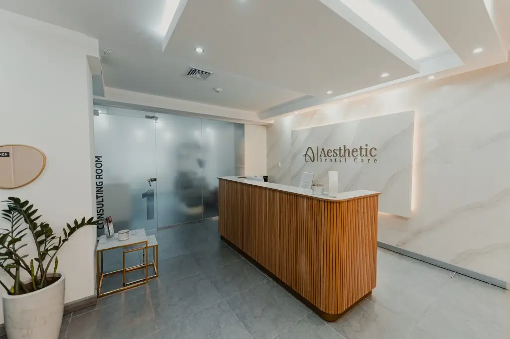 aesthetic dental clinic