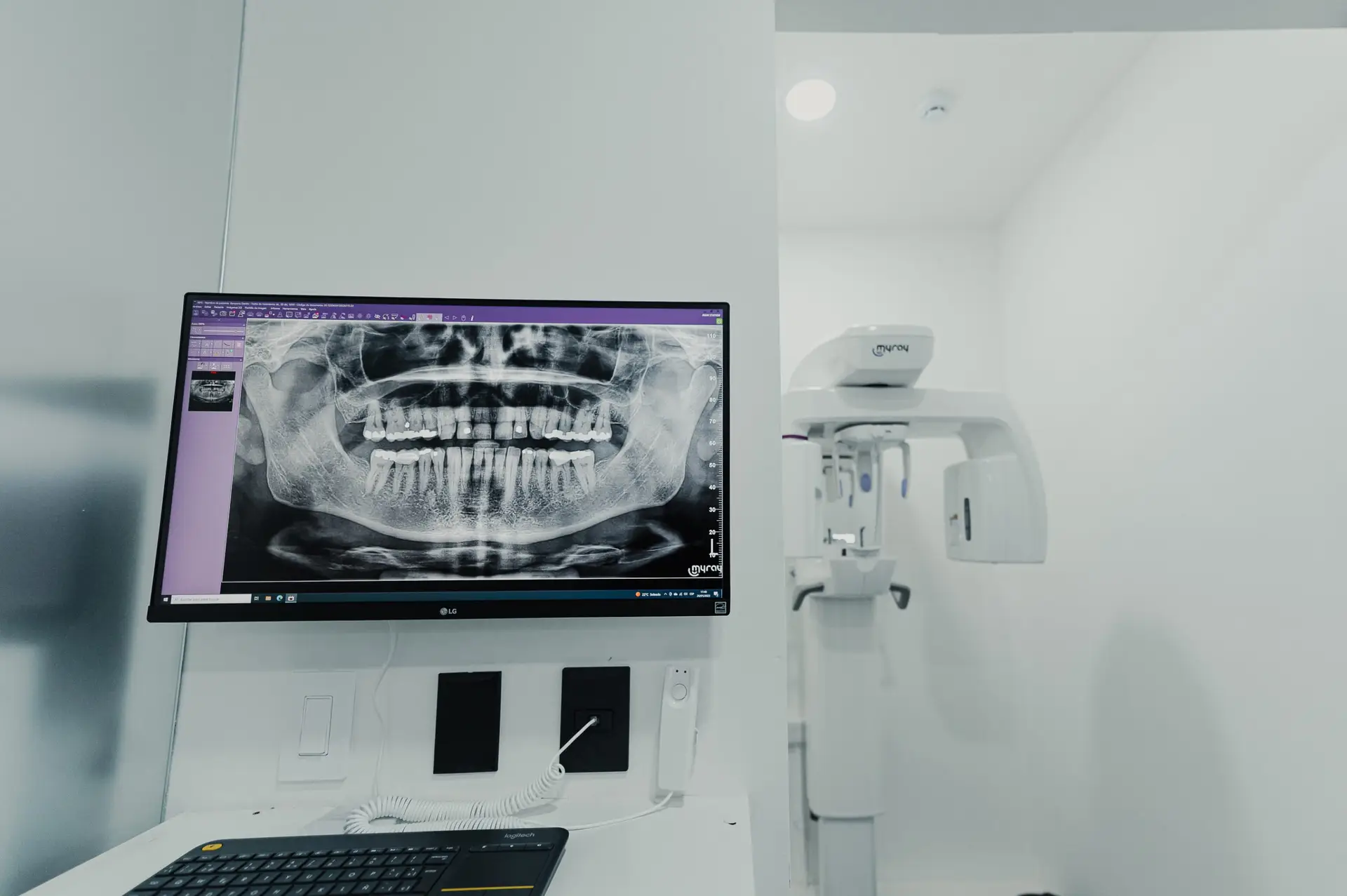 aesthetic dental clinic