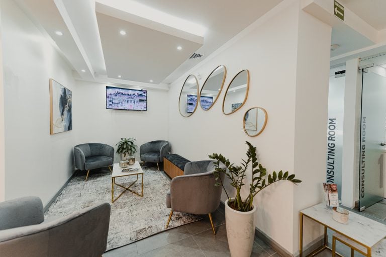Dental Veneers in San Rafael, Costa Rica by Aesthetic Dental Clinic