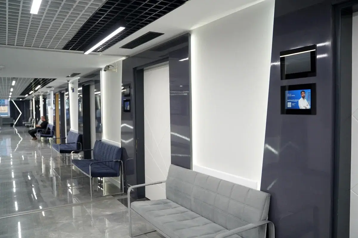 Facelift in Istanbul, Turkey by Avicenna Hospital