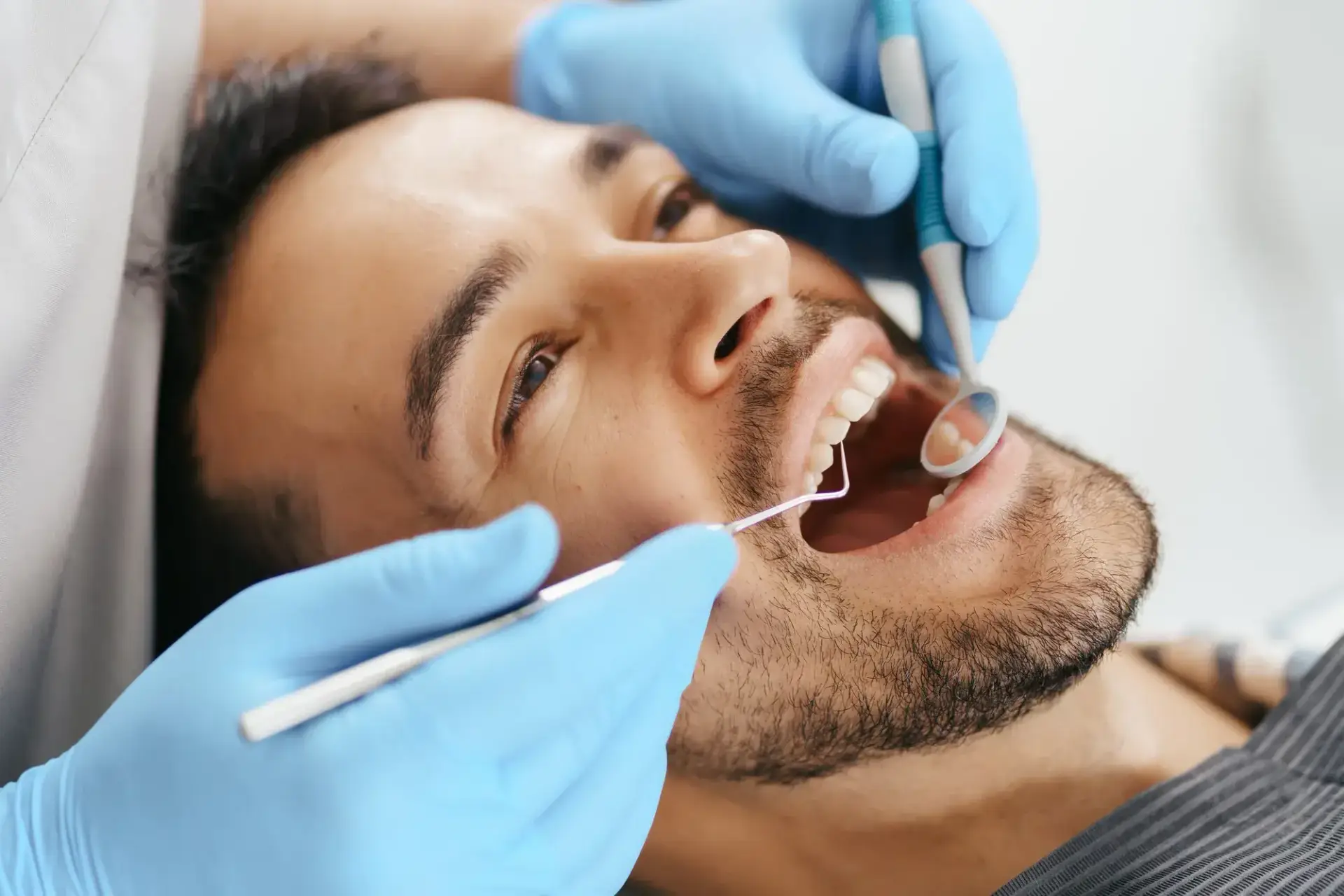 dental implants in dubai cost