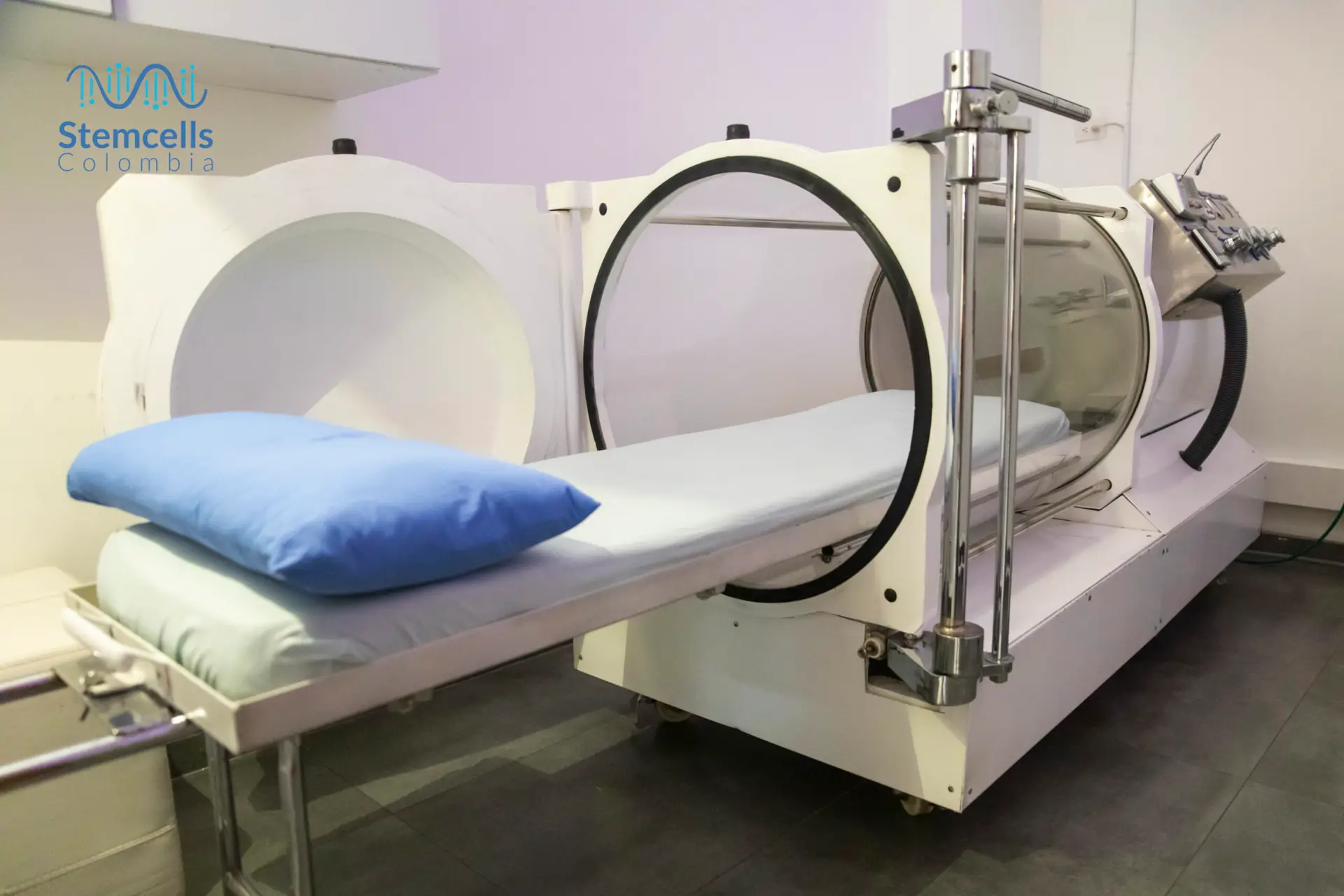 Elbow Treatment with Stem Cells in Medellín, Colombia by StemCell Colombia
