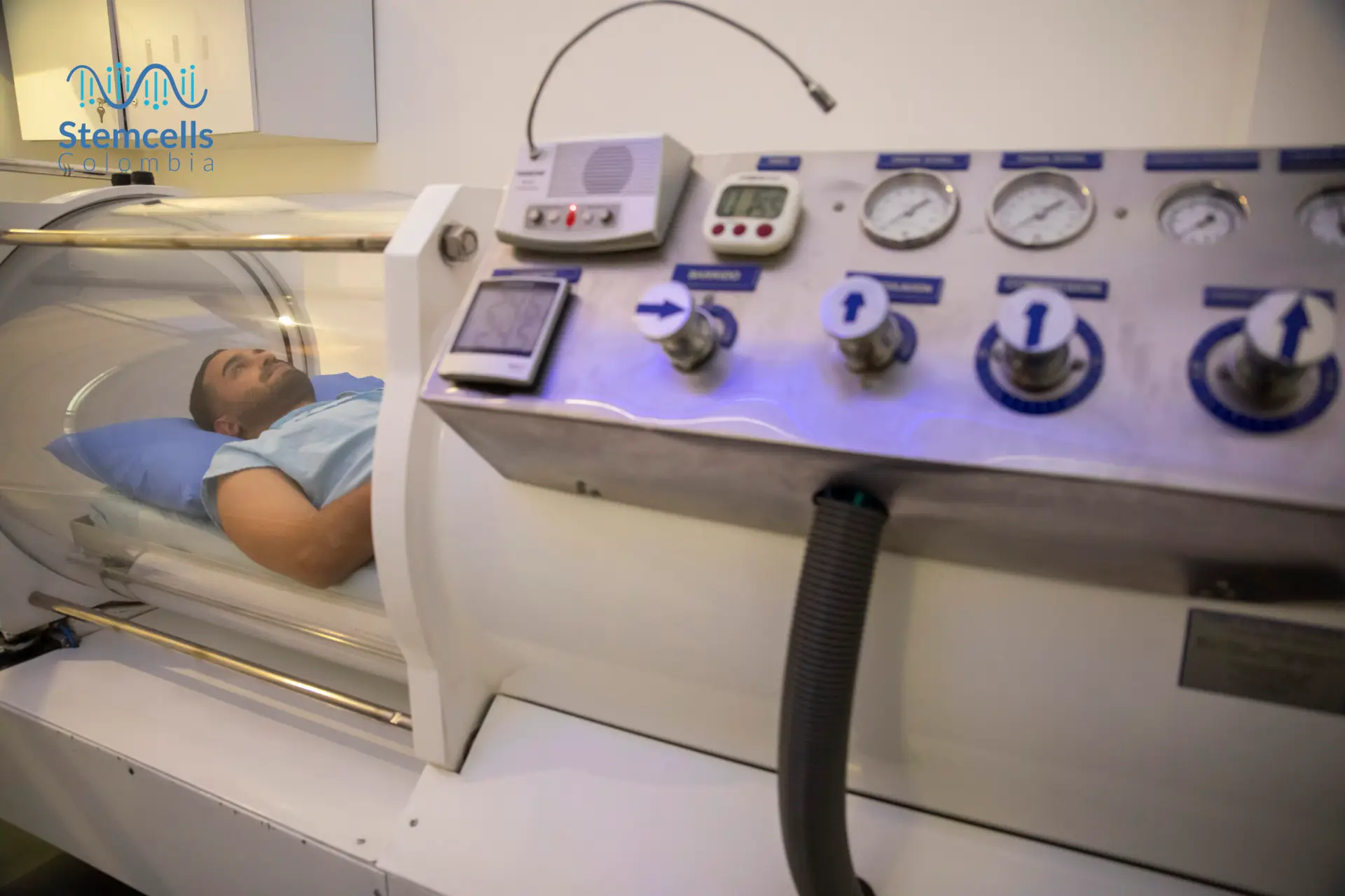 Elbow Treatment with Stem Cells in Medellín, Colombia by StemCell Colombia
