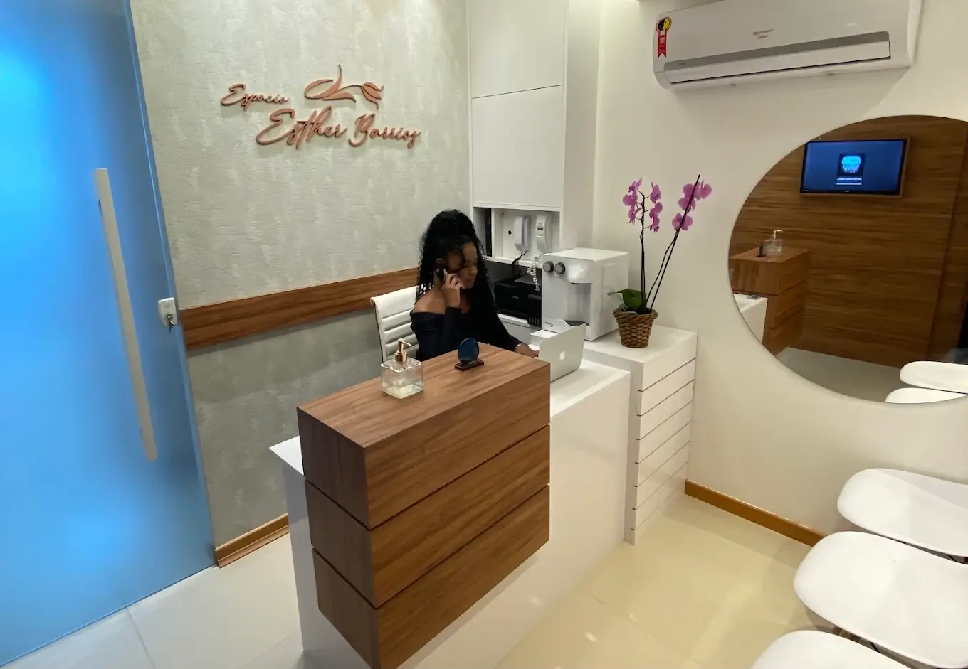 Blepharoplasty Surgery in Rio de Janeiro, Brazil by Dr. Esther Barrios — Procedure Gallery Photo