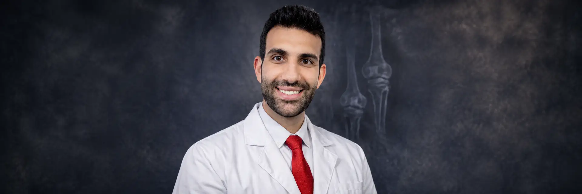 Ganglion Cyst Excision in San José, Costa Rica by Dr. Aria Ravery — Procedure Gallery Photo