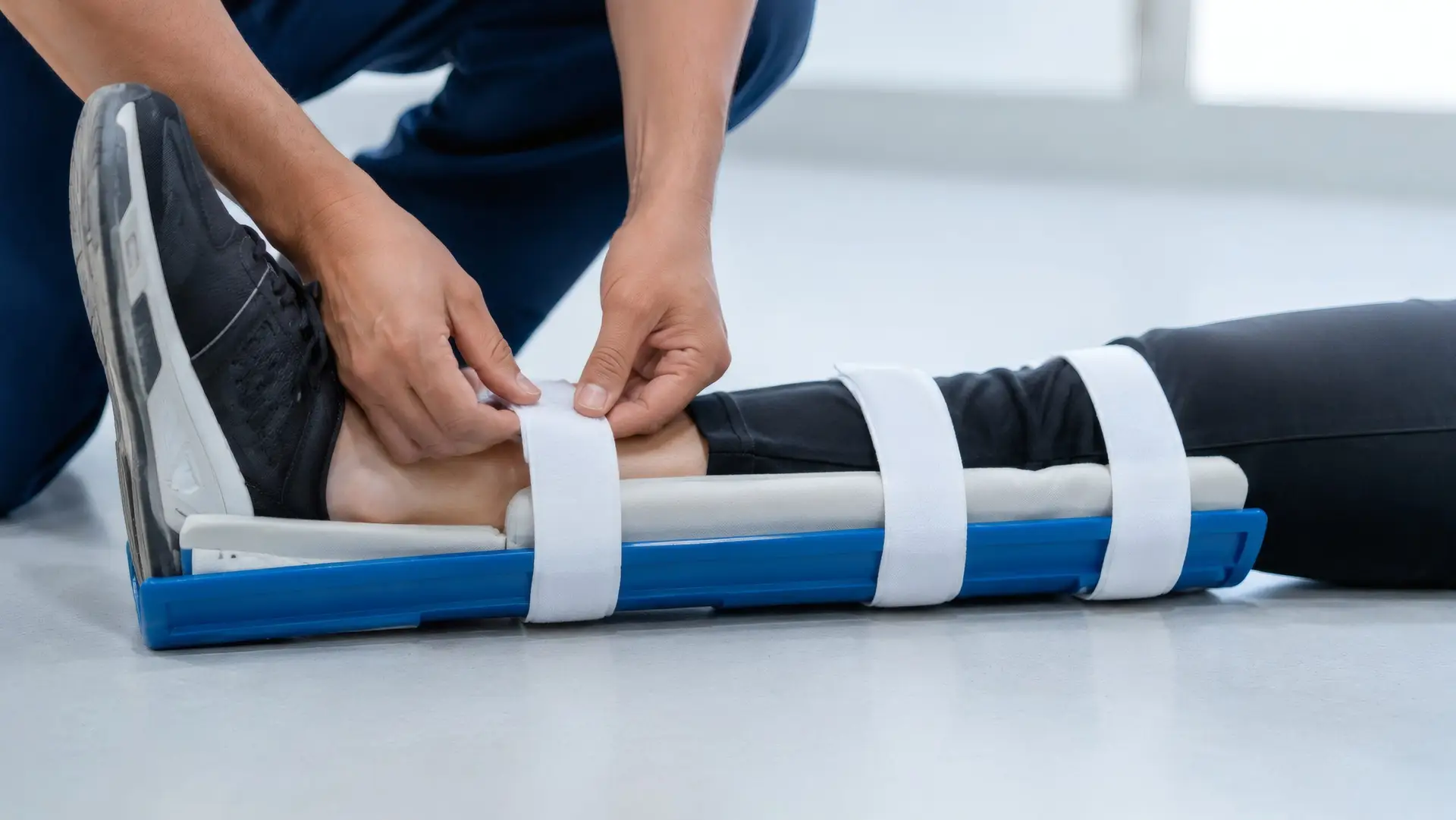 Simple and Complex Fracture Management in San José, Costa Rica by Dr. Aria Alexander Ravery Morovati — Procedure Gallery Photo