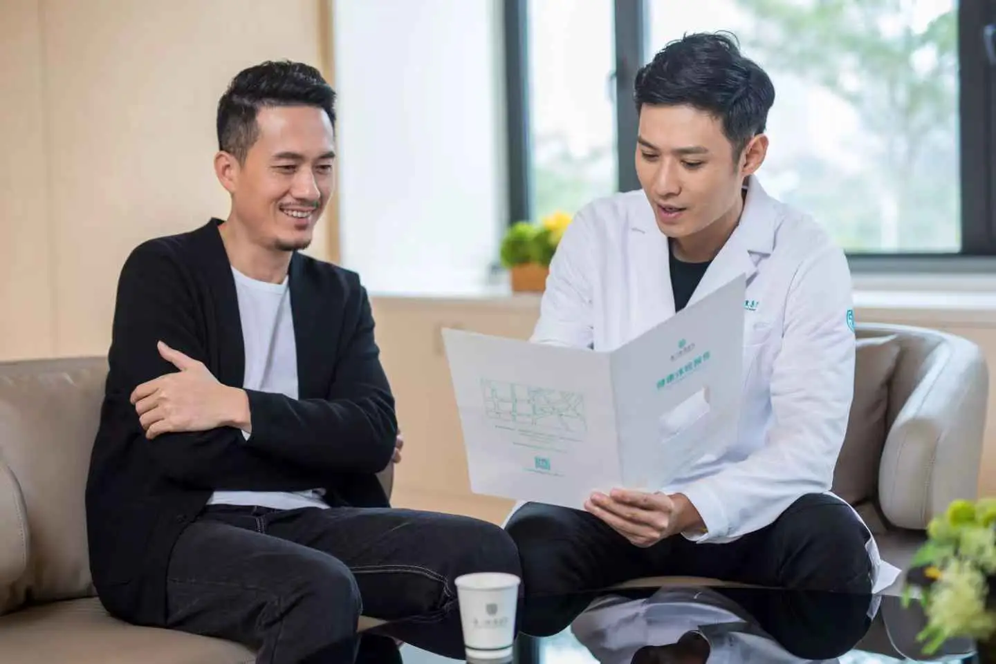 Extracorporeal Shock Wave Lithotripsy in Xiamen, China by Xiamen Humanity Hospital — Procedure Gallery Photo